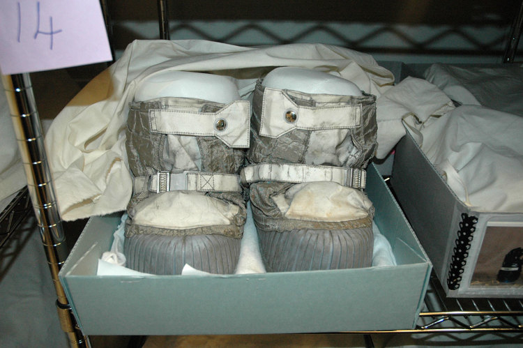 .resize_apollo17_overshoeshs01-lg.jpg